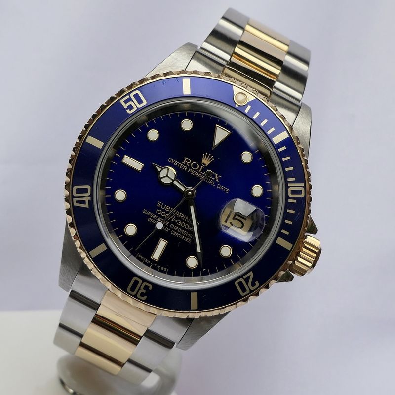Image 5 of Rolex Submariner 16613LB; Gold/steel diving watch