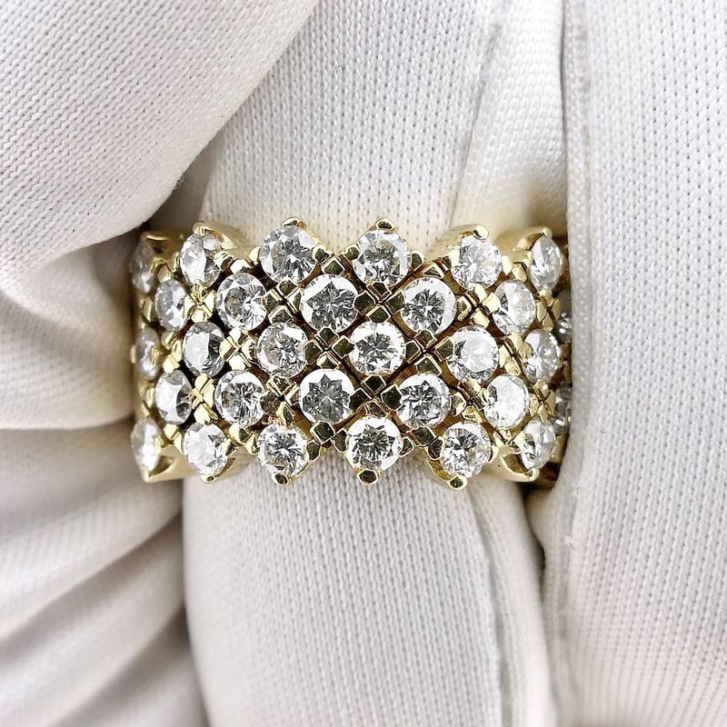 Image 5 of Gold link ring with diamonds