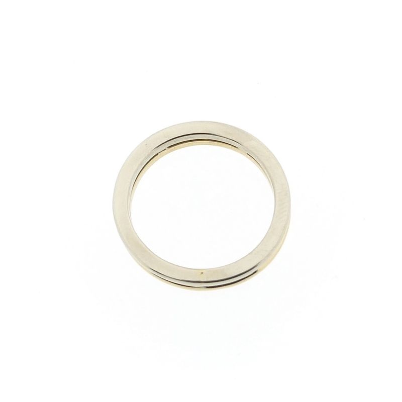 Image 9 of Two-tone gold ring with diamonds; 0.18 ct.
