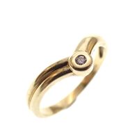 Gold ring with 0.02 ct. diamond | Oriental design