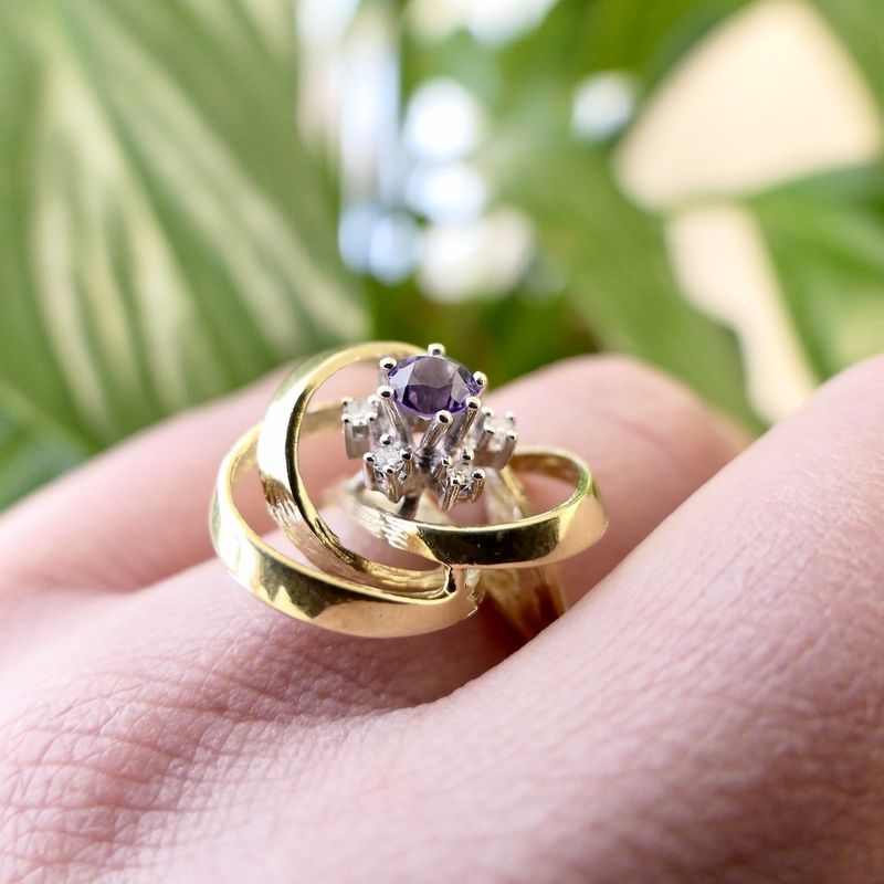 Image 8 of Golden artistic ring with amethyst and diamond | 0.12 ct.
