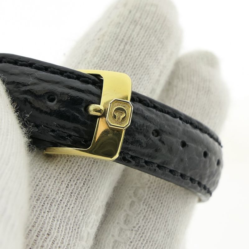 Image 7 of Chopard Classic Tank; Vintage 18k gold watch