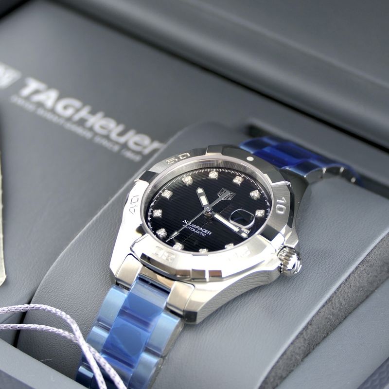 Image 16 of Tag Heuer Aquaracer Automatic WBD2312.BA0740; Automatic ladies watch with diamonds
