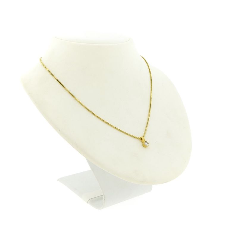 Image 5 of 18 carat gold pendant with zirconia