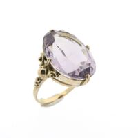 8 carat ring with large amethyst
