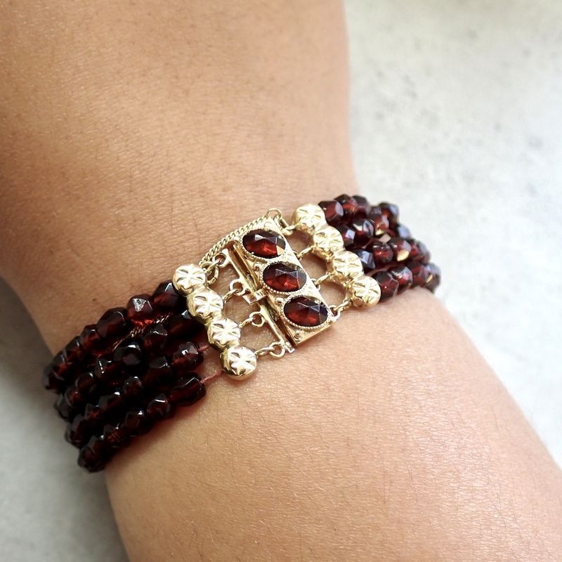 Image 2 of Antique glass bead bracelet with gold clasp