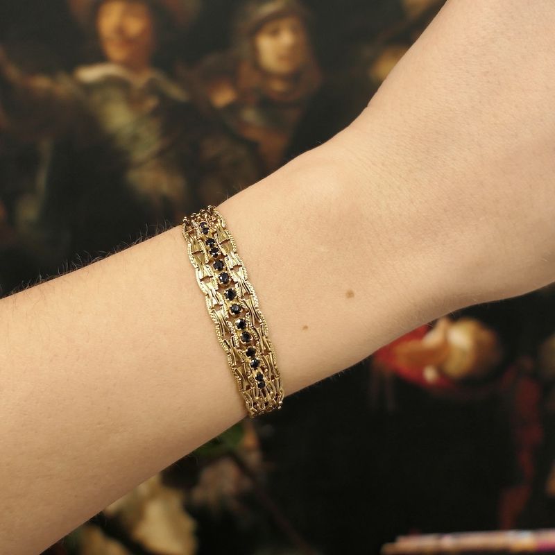 Image 7 of Vintage gold link bracelet with sapphire