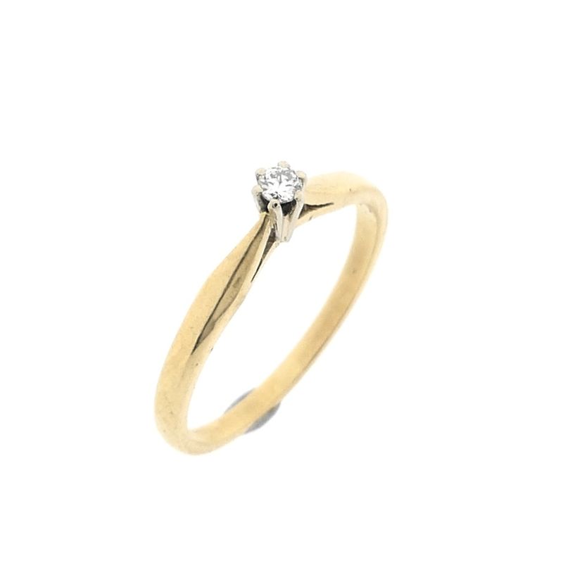 Image 1 of Gold solitaire ring with diamond; 0.05 ct.