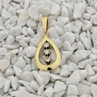 Afbeelding 2 van Gouden hanger met diamanten; 0,30 ct.