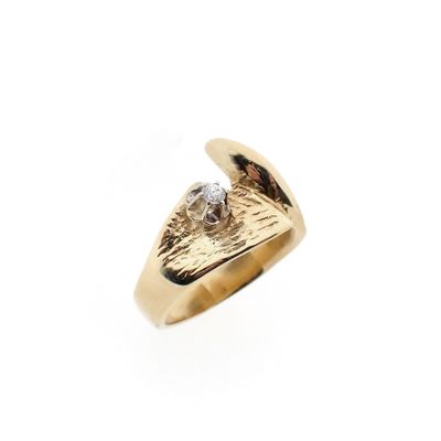Image 1 of Golden abstract fantasy ring with diamond 0.06 ct.