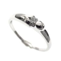 White gold solitaire ring with diamond; 0.14 ct.