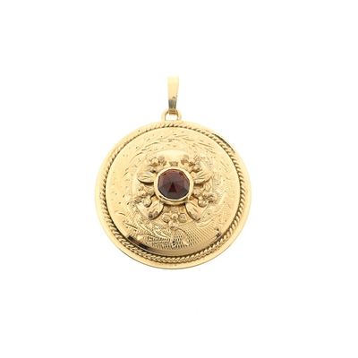 Gold pendant with garnet Image 1 of Gold pendant with garnet