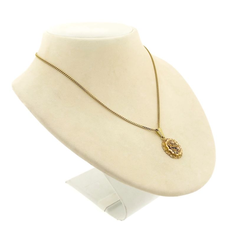 Image 4 of Two-tone antique gold pendant with Zeeland knots