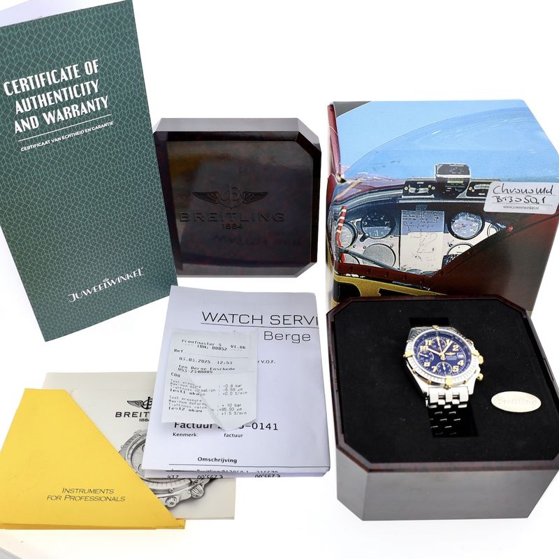 Image 4 of Breitling Chronomat B13050.1; Gold/steel men's watch