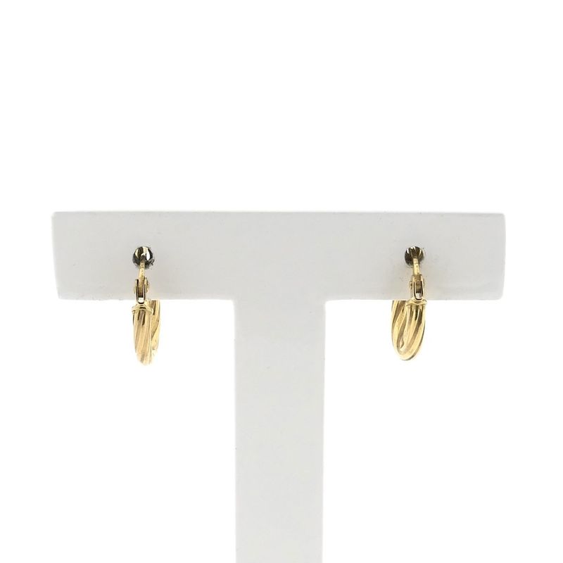 Image 3 of 9 carat stud earrings; Ø 11.7 mm