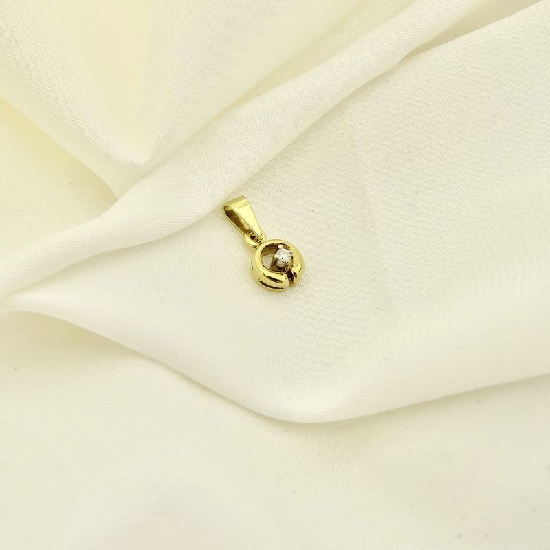 Image 4 of Gold pendant with diamond | 0.03 ct.