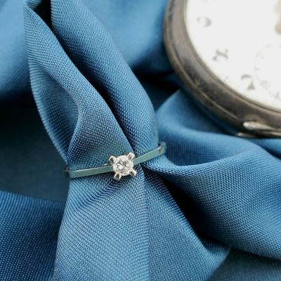 White gold solitaire ring with diamond | 0.10 ct. Image 2 of White gold solitaire ring with diamond | 0.10 ct.