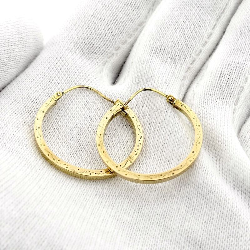 Image 11 of 8 carat earrings; Ø 26.4 mm