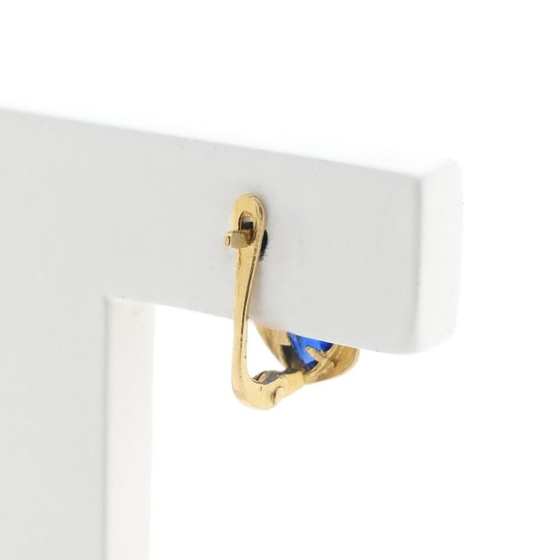 Image 4 of 18 ct. Gold stud earrings with sapphire