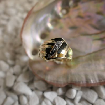 Image 2 of Gold fantasy ring with zirconia
