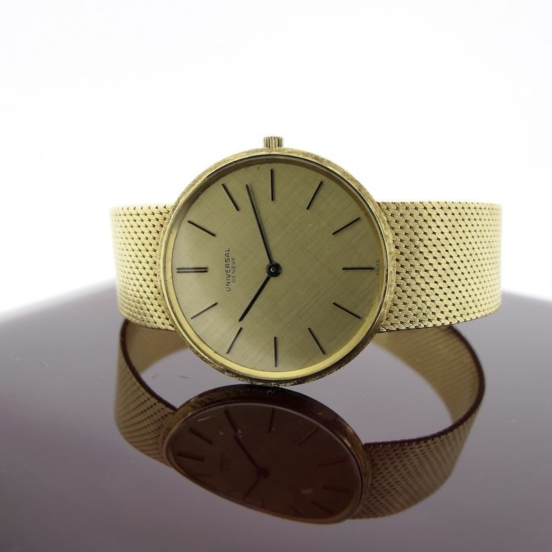 Image 9 of Universal Geneva; Vintage 18k gold men's watch
