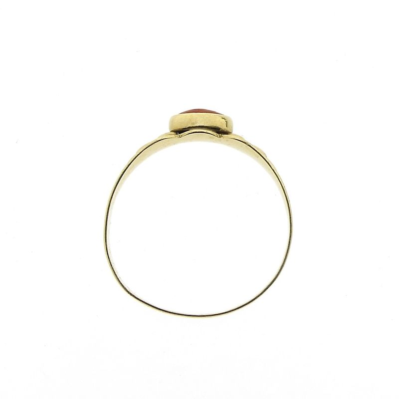 Image 3 of Gold ring with red coral | Vintage