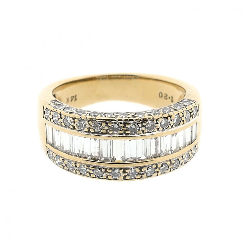 Image 3 of Gold ring with diamonds; 1.20 ct.