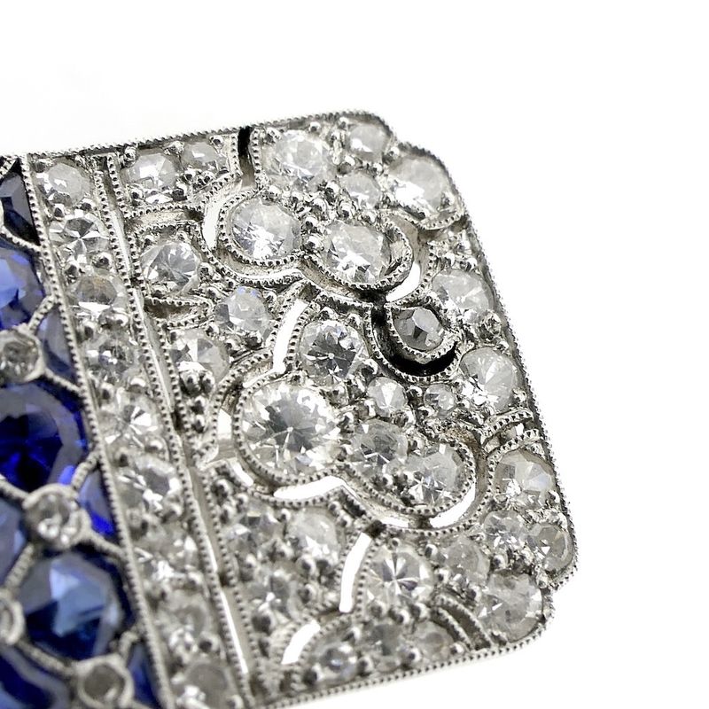 Image 6 of Platinum brooch with sapphire and diamond approx. 1.70 ct.