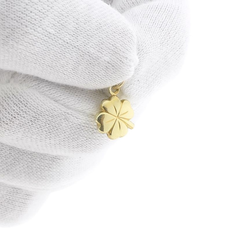 Image 8 of Gold pendant of a four-leaf clover