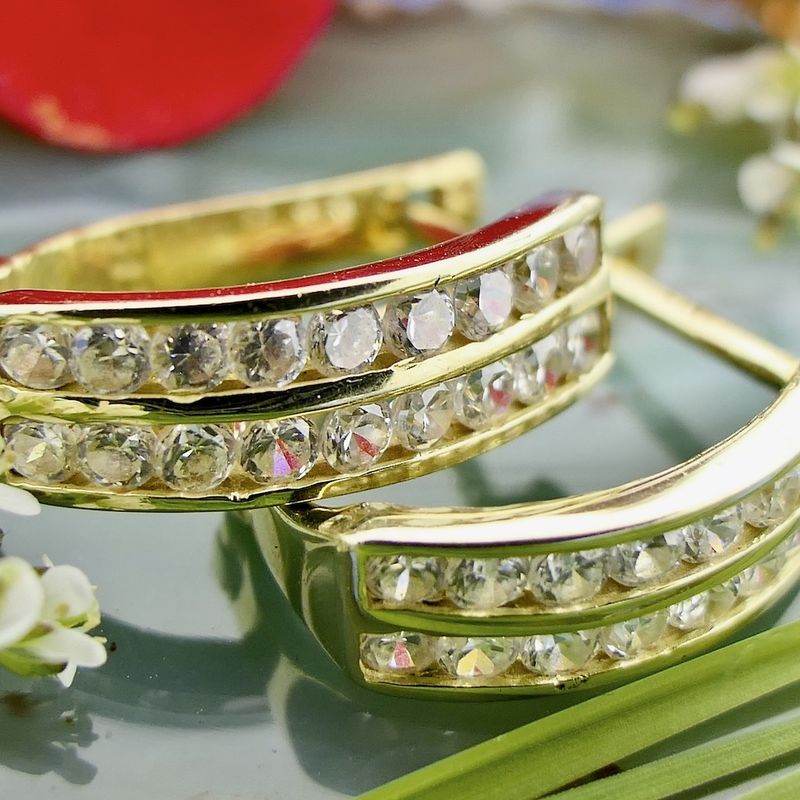 Image 8 of Gold semicircular earrings with zirconia