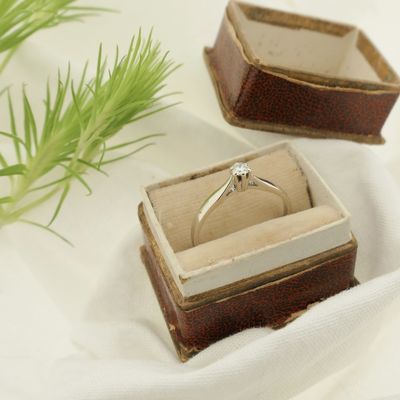 Image 2 of White gold solitaire ring with diamond | 0.10 ct.