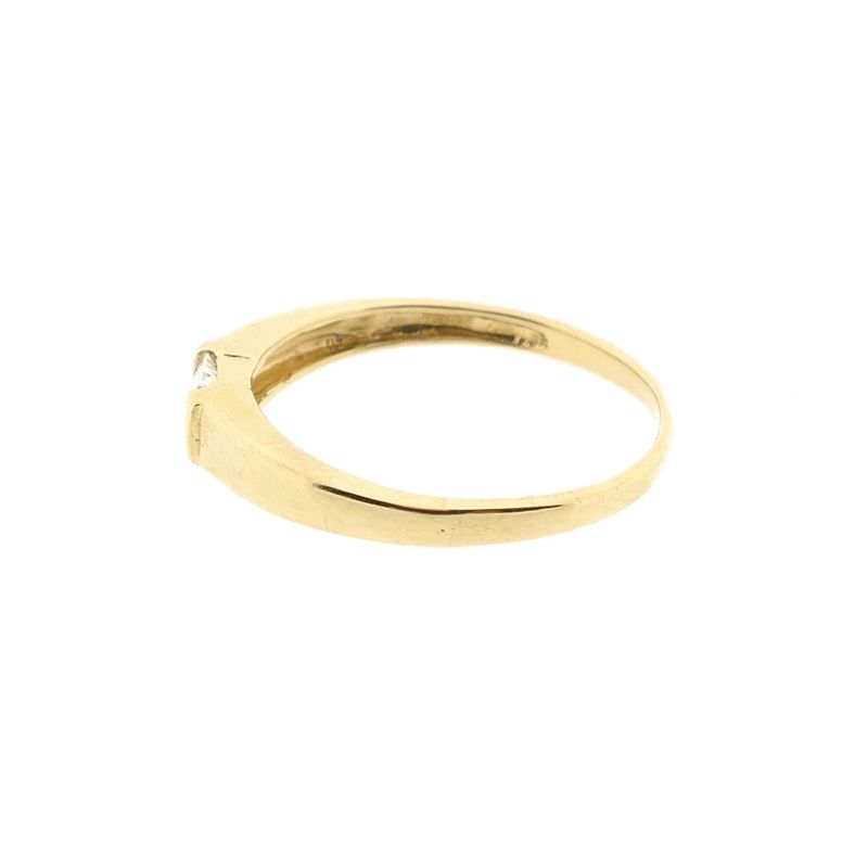 Image 7 of Gold ring with zirconia