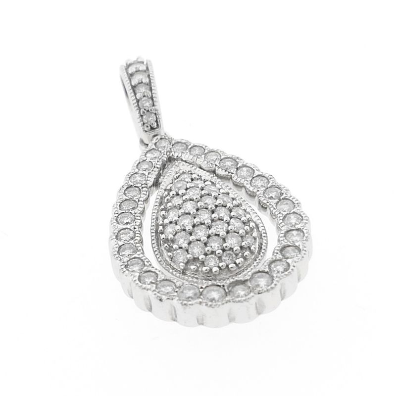 Image 3 of 9 carat pendant with diamonds