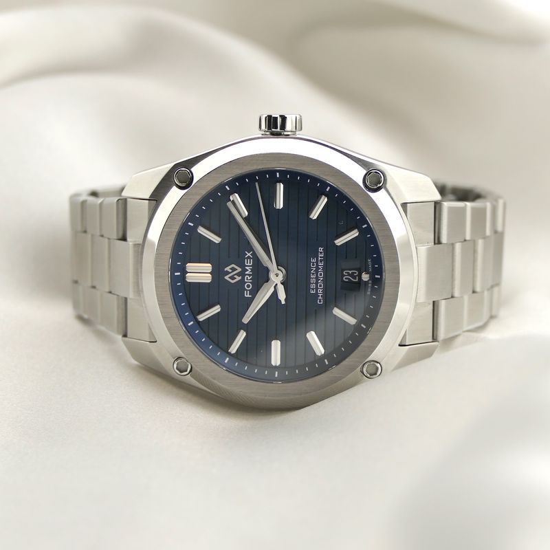 Image 11 of Formex Essence ThirtyNine Chronometer 1030; Automatic men's watch