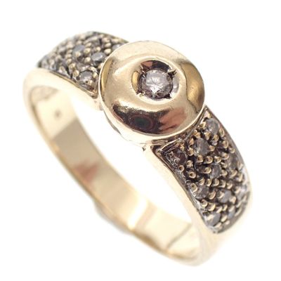 Image 1 of Gold ring with pavé-set diamond | 0.15 ct.