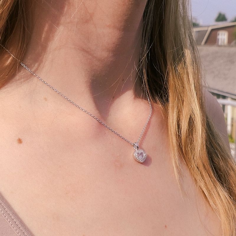 Image 4 of 18K white gold necklace with 0.19 ct. diamond | Chopard