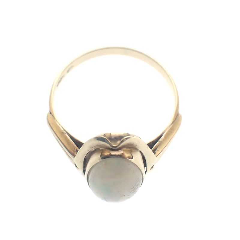 Image 4 of Gold ring with white opal
