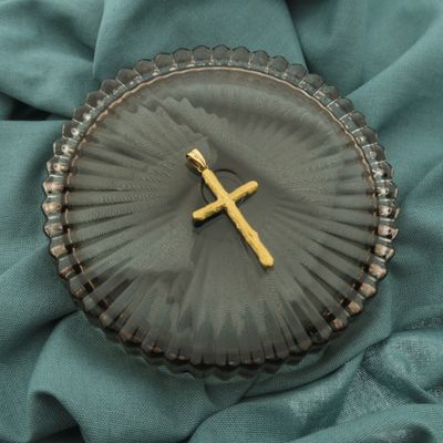 Image 2 of Gold pendant of a cross