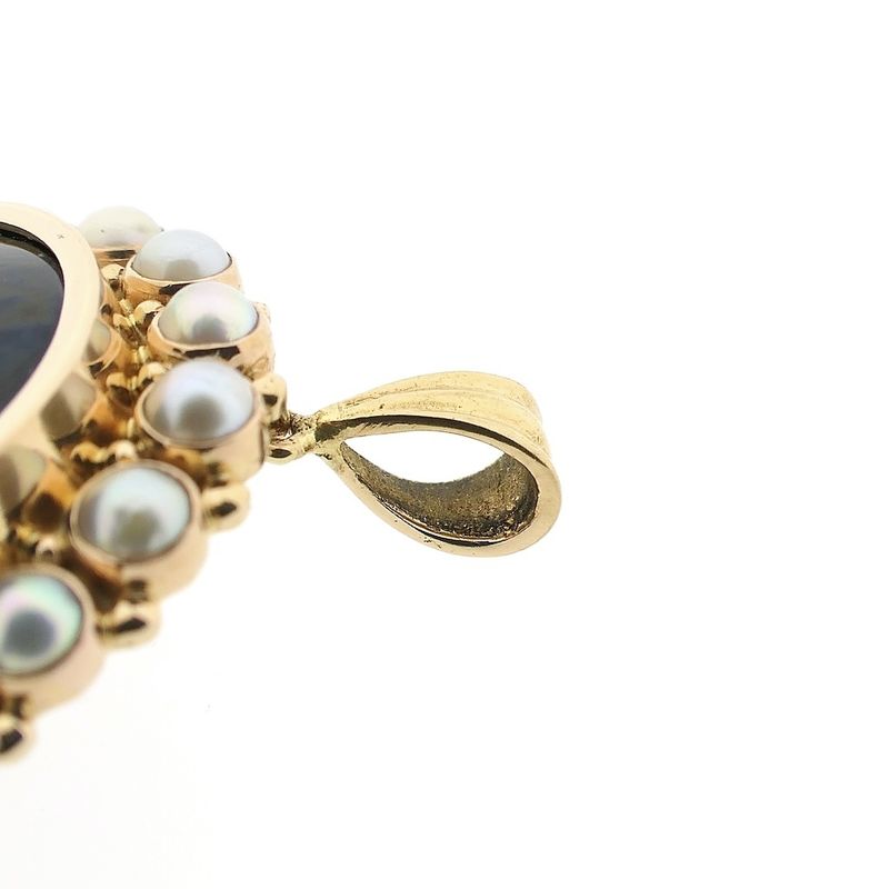 Image 3 of Two-tone gold brooch/pendant with enamel