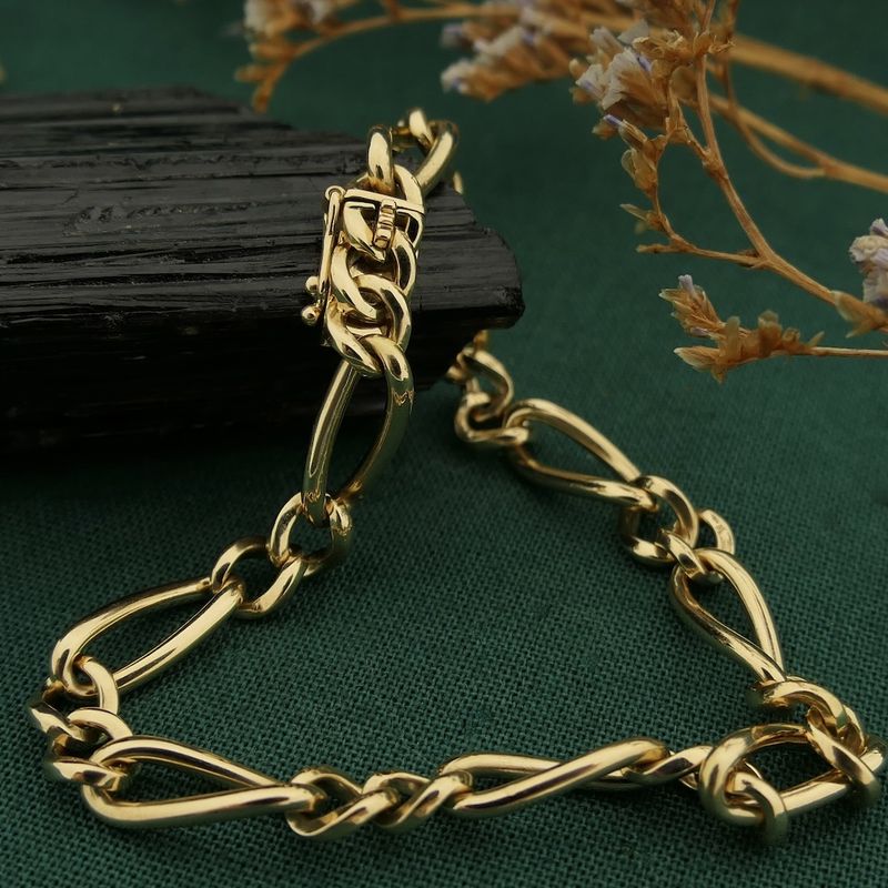 Image 2 of Golden fantasy/figaro link bracelet