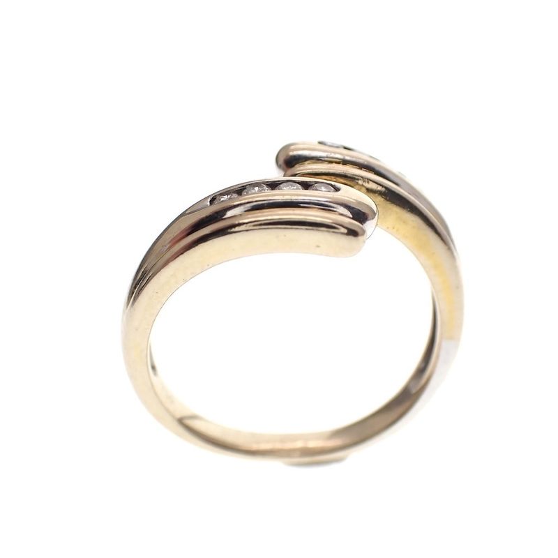 Image 4 of Two-tone gold ring with diamonds; 0.12 ct.
