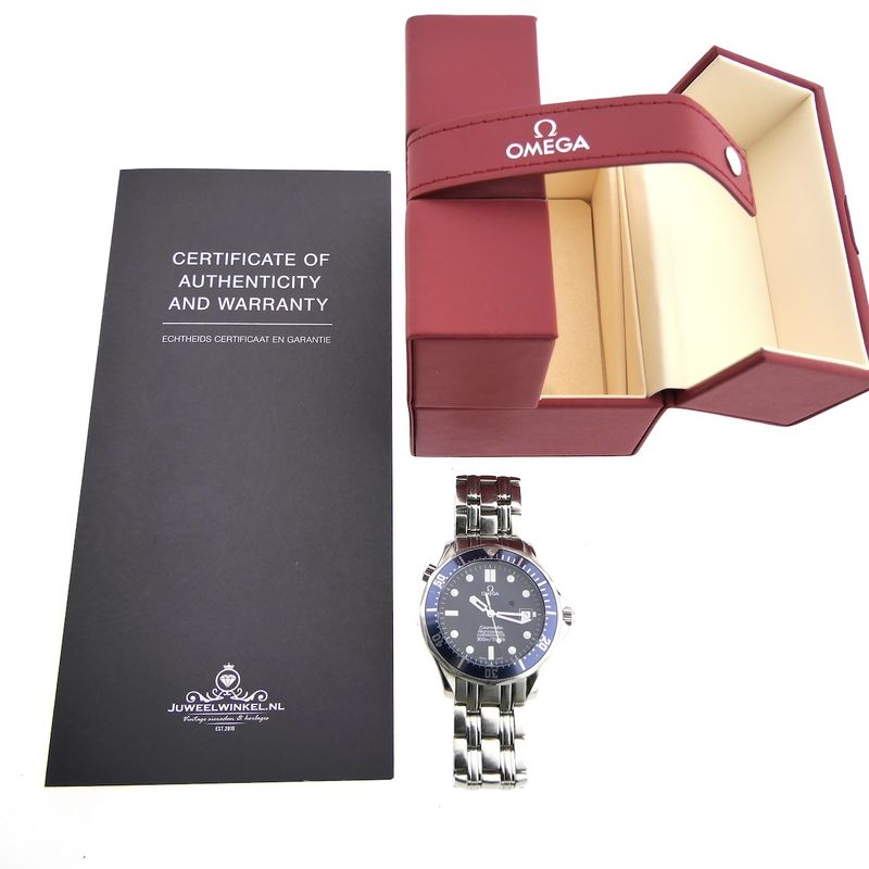 Image 4 of Omega Seamaster 300m 'James Bond'; Automatic men's diving watch