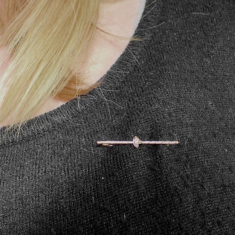 Image 4 of Antique rose gold brooch with diamond