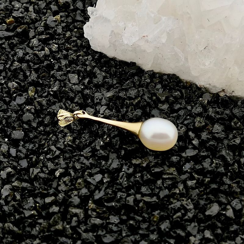 Image 2 of Gold Pendant with Cultured Pearl