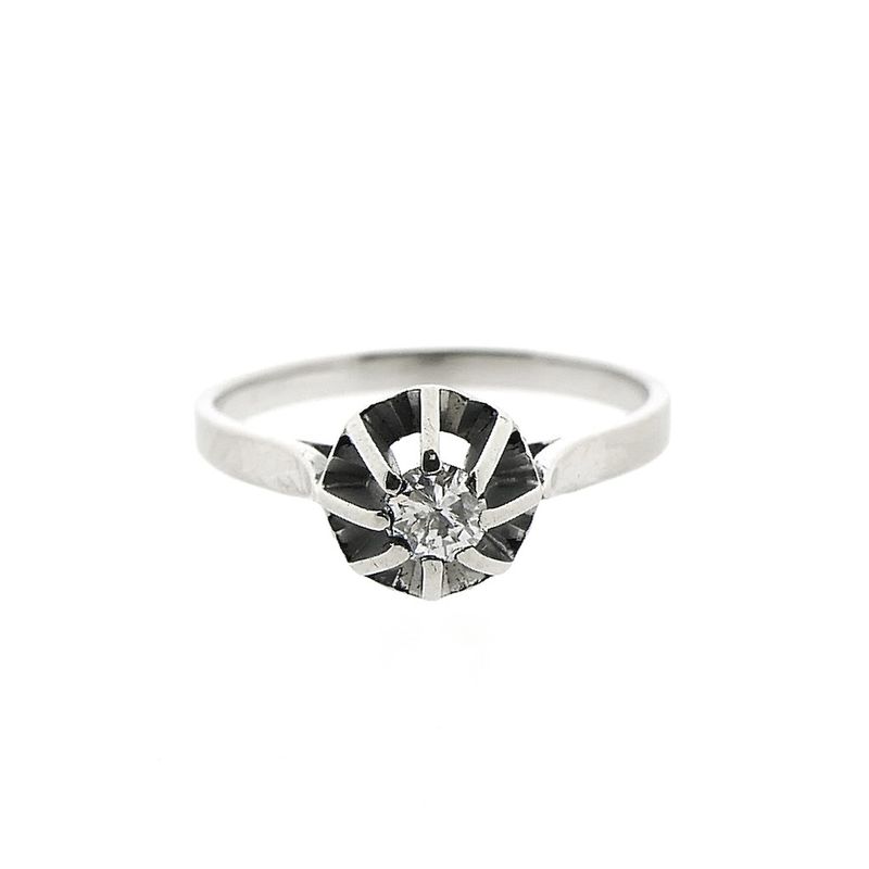 Image 2 of White gold solitaire ring with diamond; 0.16 ct.