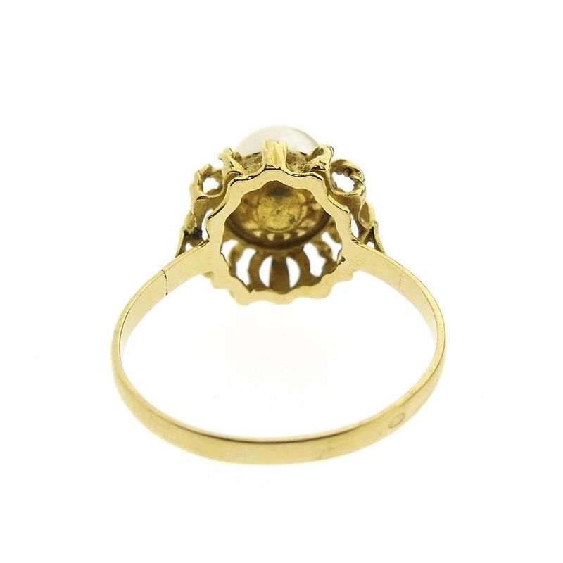 Image 5 of Gold ring with pearl