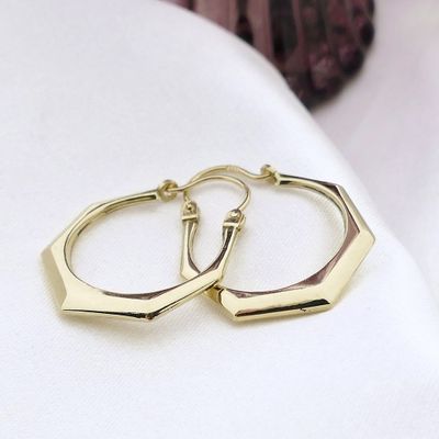 Image 2 of Gold angular earrings | Ø 18.5 mm