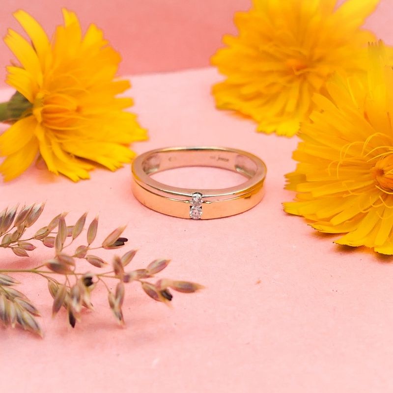 Image 2 of Two-tone gold ring with 0.06 ct. diamond | Jeunesse