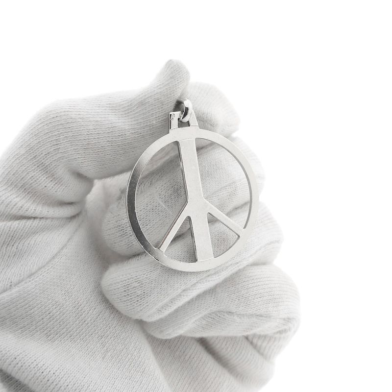 Image 7 of Silver pendant of a peace sign