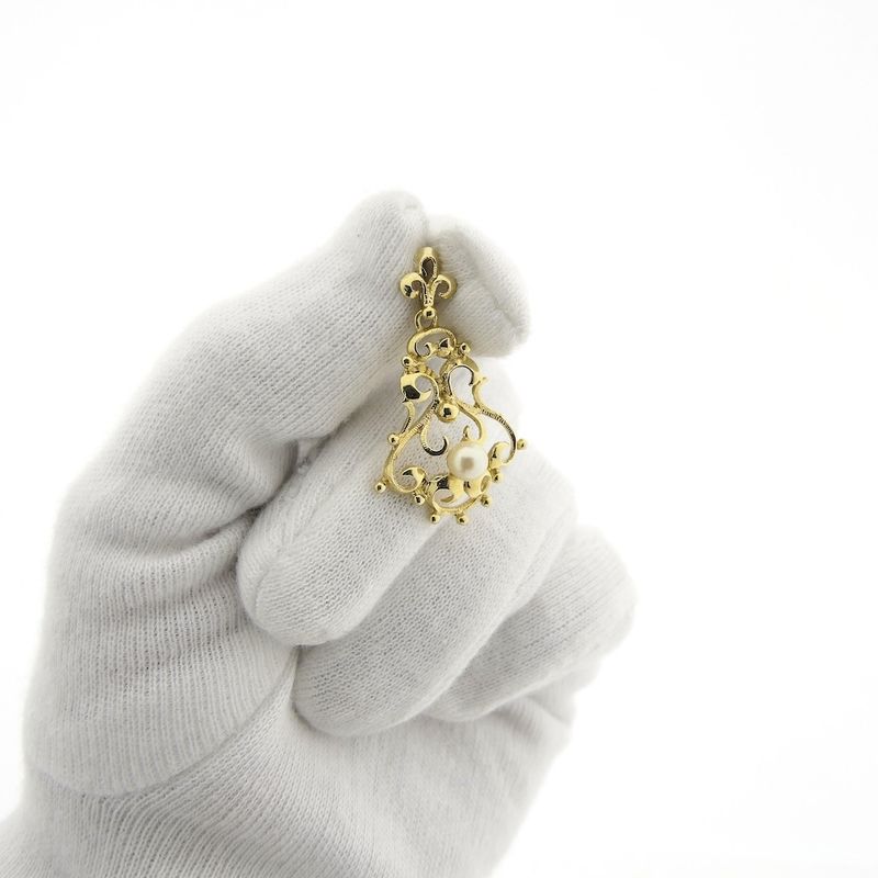 Image 8 of Gold pendant with pearl | Baroque style